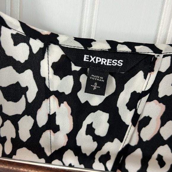 Express Leopard Print Tank - Picture 7 of 8